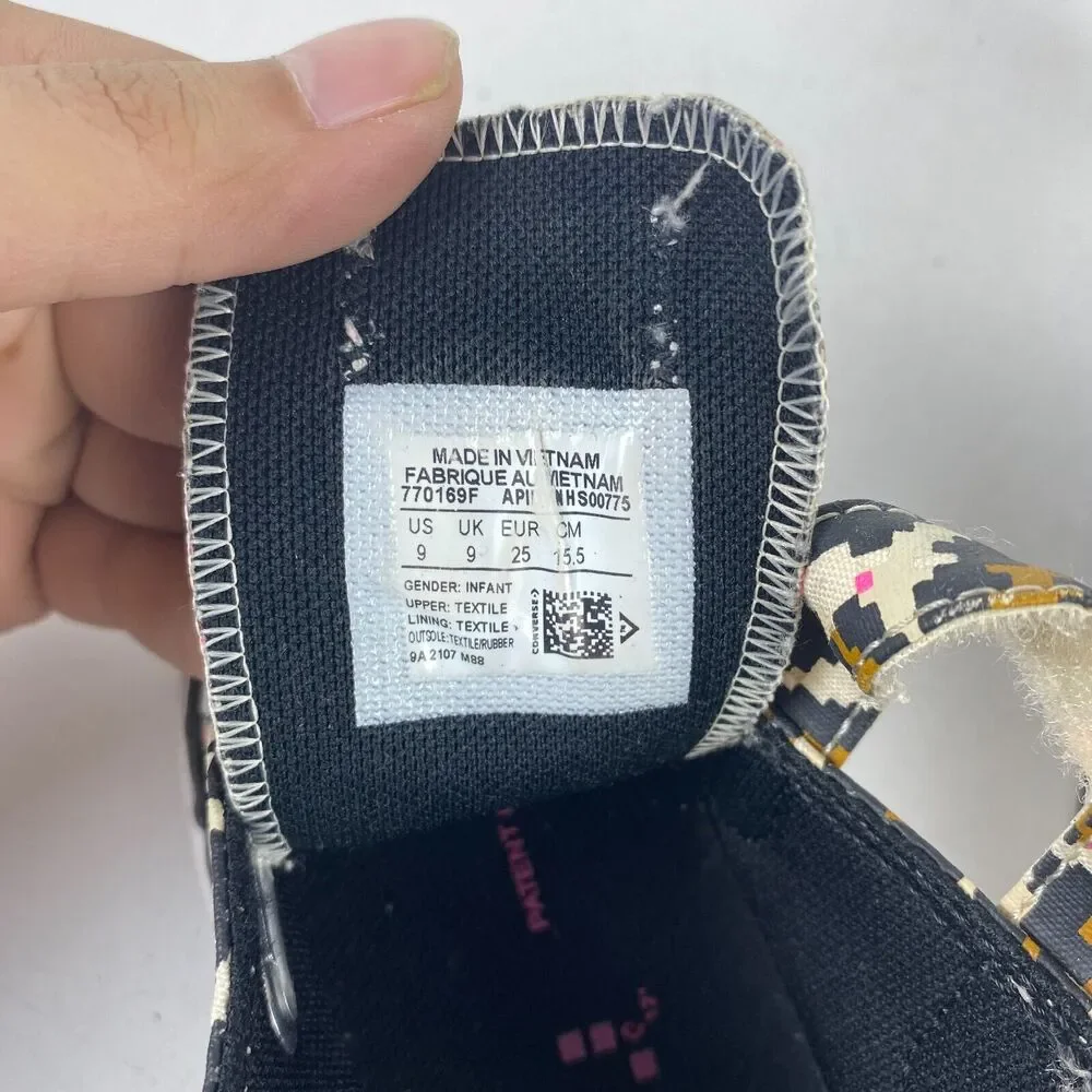 Converse All-Star CTAS 2V‎ OX Infant Baby Shoes Size 9 Multicolor Cheetah Pixel